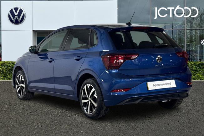 VOLKSWAGEN Polo Photo 3