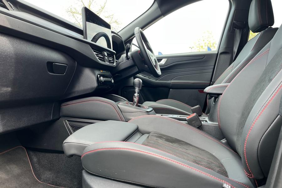 Ford Kuga Photo autoimg-3776e0c2c66fdbbb50d26cdbc98203821f4e2d85.jpg