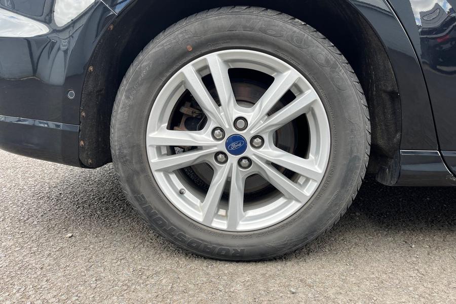 Ford S-MAX Photo autoimg-377f00b9b40d9613da5cdcf7da9e3baa80f7bef6.jpg