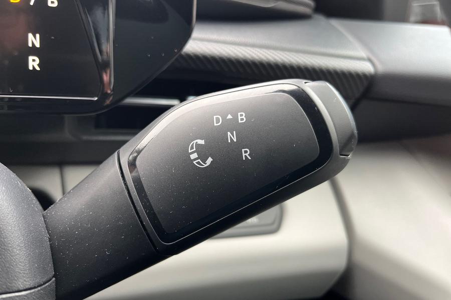 Ford Explorer Photo autoimg-377f729f2b5d47e4f7700cc3d22a8721b9329817.jpg