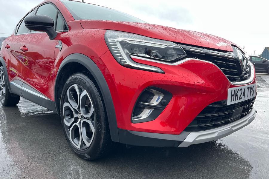 Renault CAPTUR Photo autoimg-378619863672164f9b0b95bd0b9746002cef108c.jpg