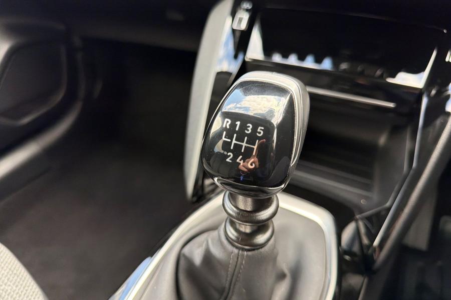Peugeot 208 Photo autoimg-3788568841eaca9f08d730e22f3088e6214fdb22.jpg