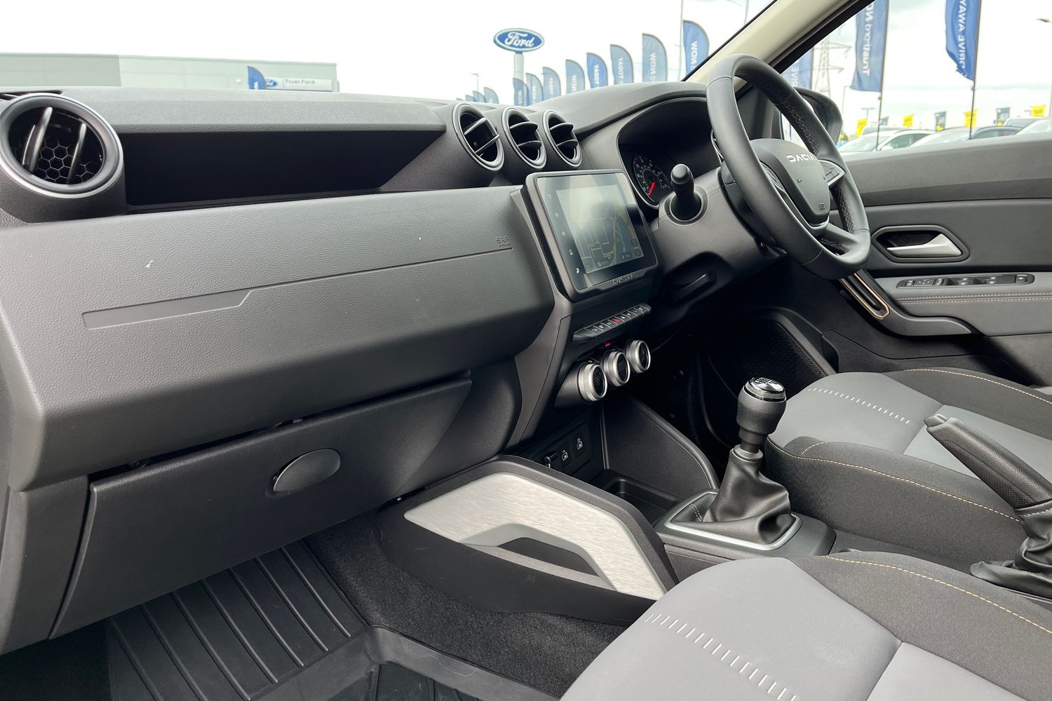 Dacia Duster Photo 17
