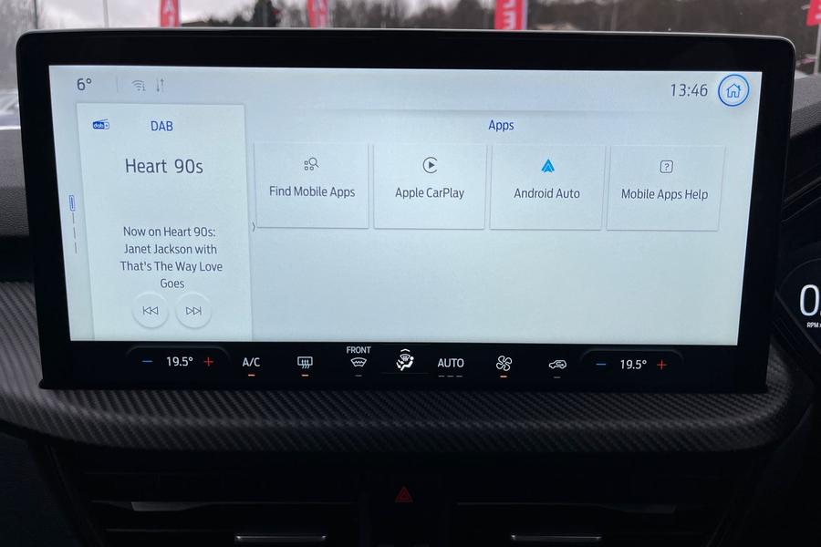 Ford Kuga Photo autoimg-378b47469f05b7fda7e61733781df82e73797dcd.jpg