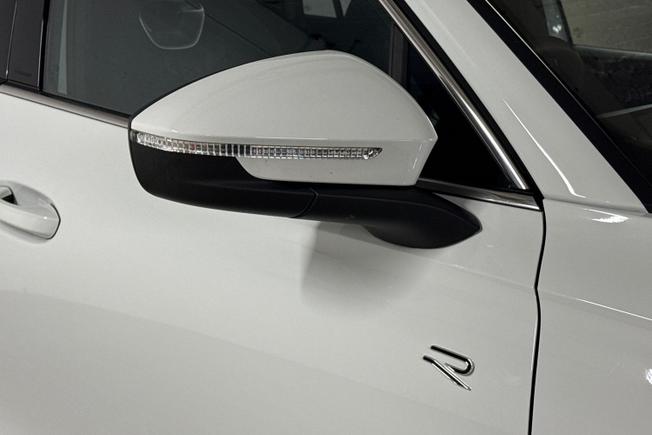 VOLKSWAGEN Tiguan Photo 20