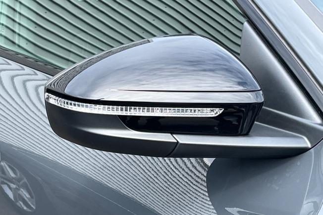 Audi Q6 Photo 20