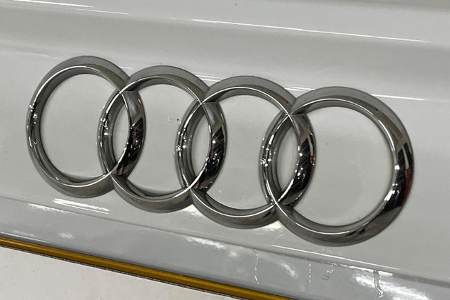 AUDI Q3 Photo 35