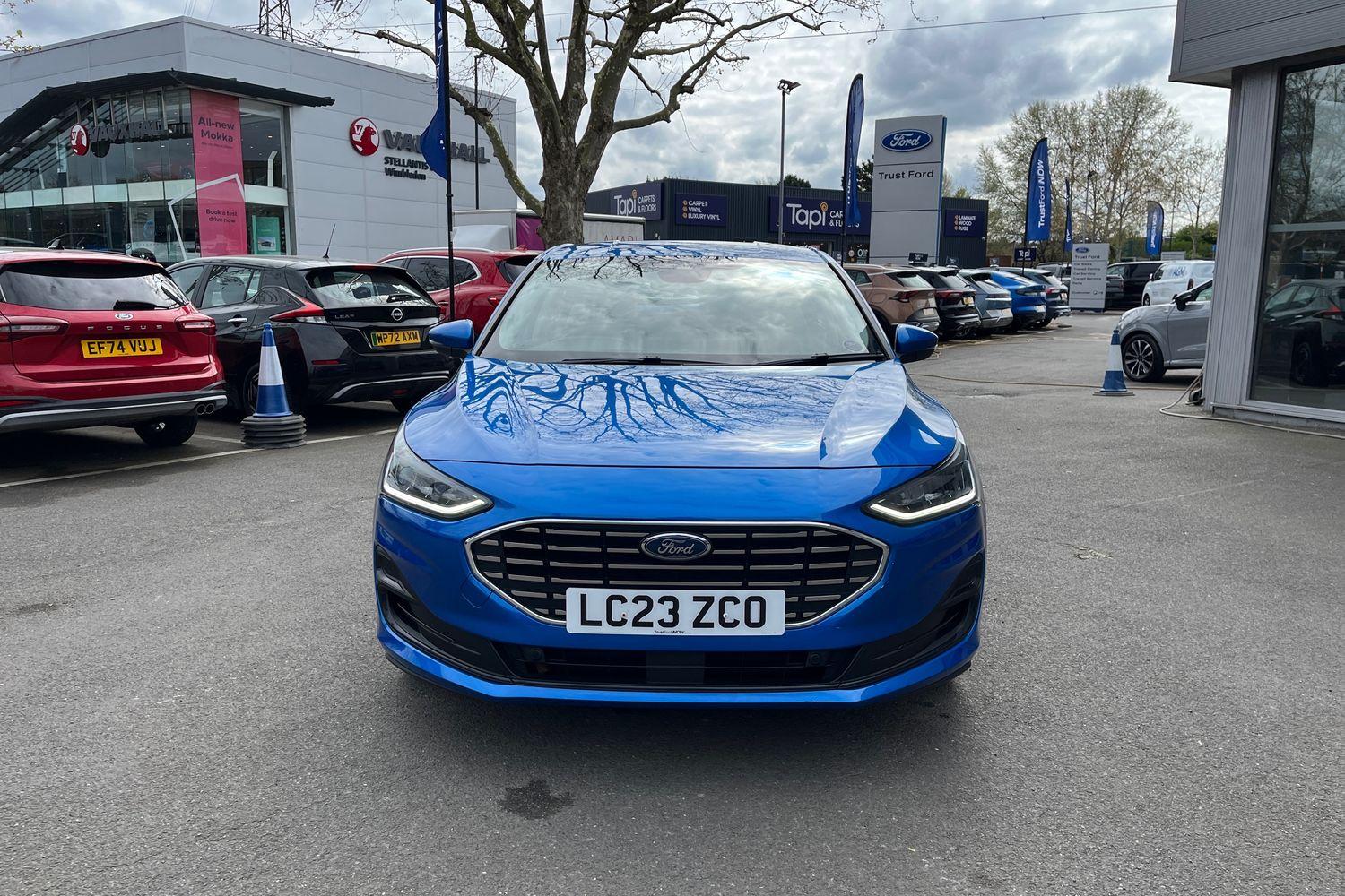 Ford FOCUS Photo 39