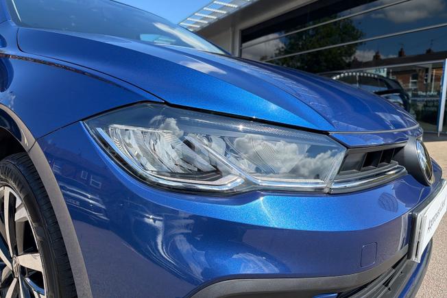 VOLKSWAGEN Polo Photo 19