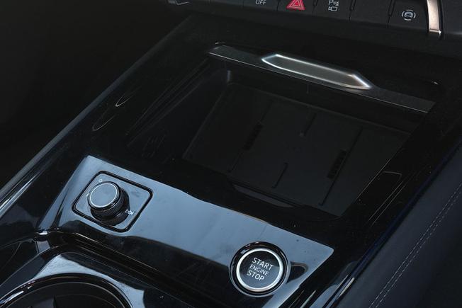 AUDI Q3 Photo 26