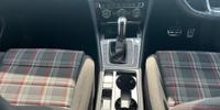Volkswagen Golf GTI Performance Photo 9
