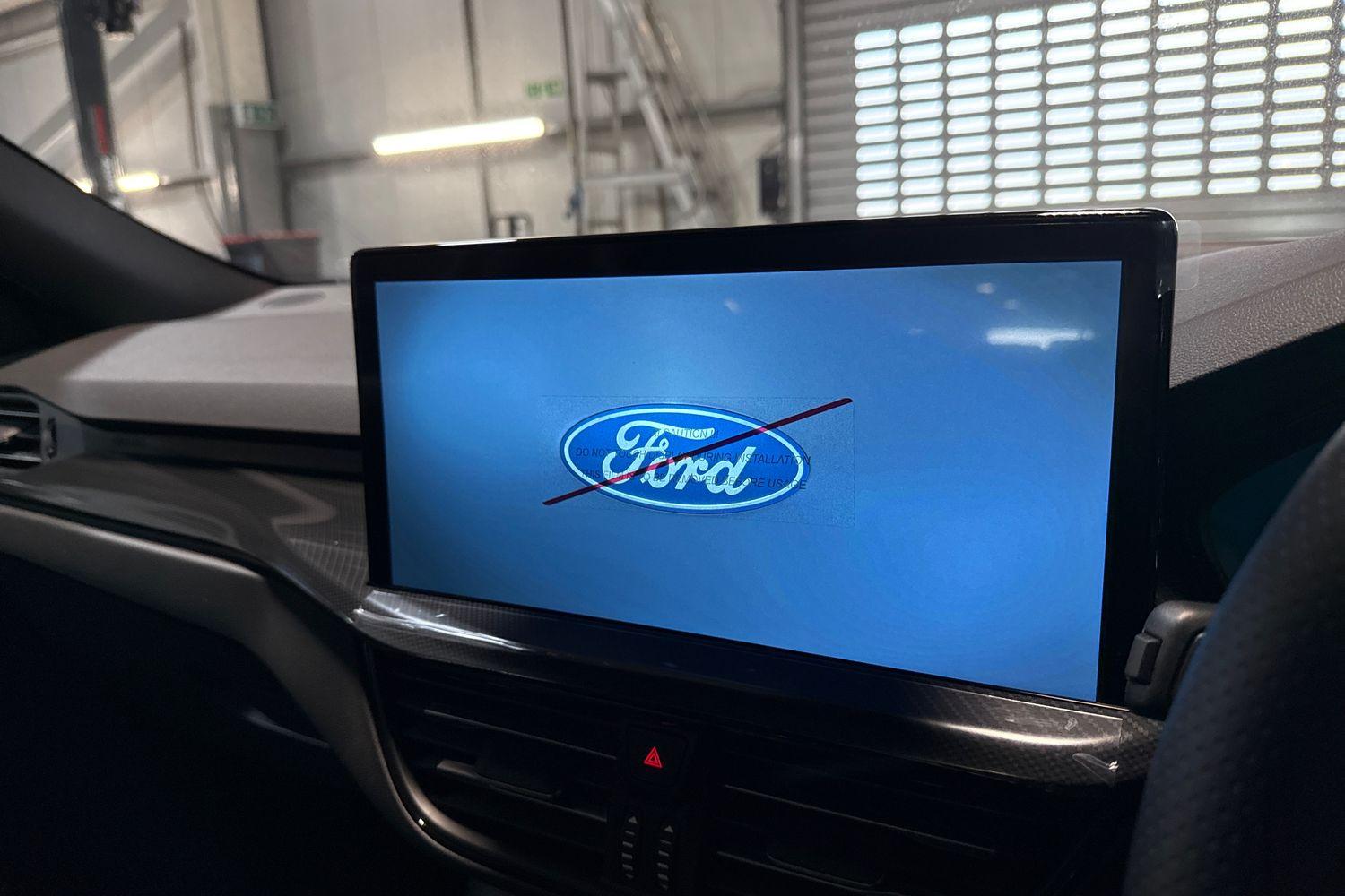 Ford FOCUS Photo 32