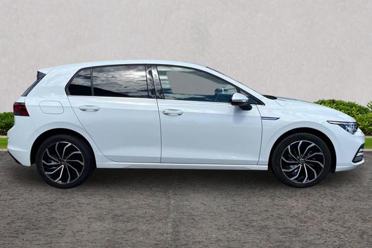 Volkswagen Golf Photo autoimg-37a837e690222fa43dce47a2722b492956b823c5.jpg