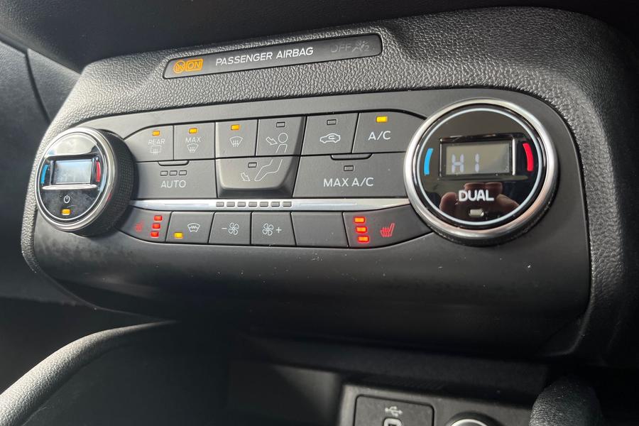 Ford Focus Photo autoimg-37a866d07a9ce89b0816369ba47eb771ecdbfa70.jpg