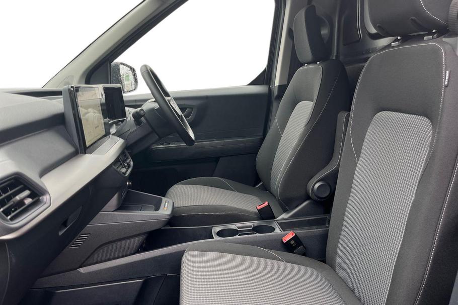 Used Ford E-Transit Courier UXZ7898 10