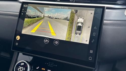 Jaguar F-PACE Photo autoimg-37c1699e4f78baa5499ca09f737a9758f342a504.jpg