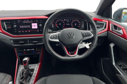 Volkswagen Polo Photo autoimg-37cce98846572dd80cbcc5d705e8b5de98954913.jpg