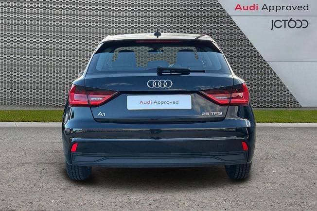 AUDI A1 Photo 7