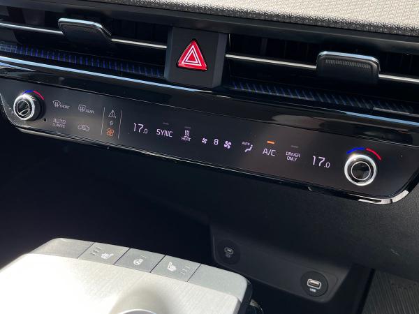 Kia EV6 Photo autoimg-37cf3737c97bf8074f96321961616a1149c4a8bf.jpg