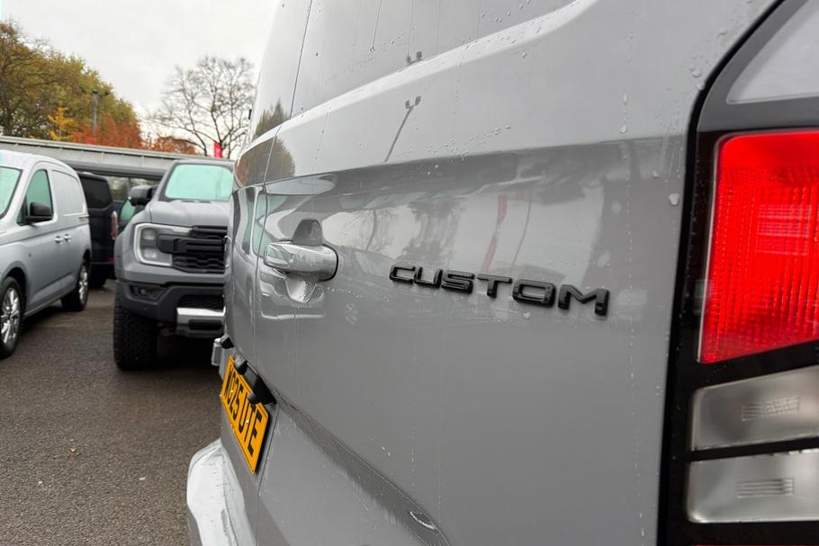 Used Ford TRANSIT CUSTOM 20