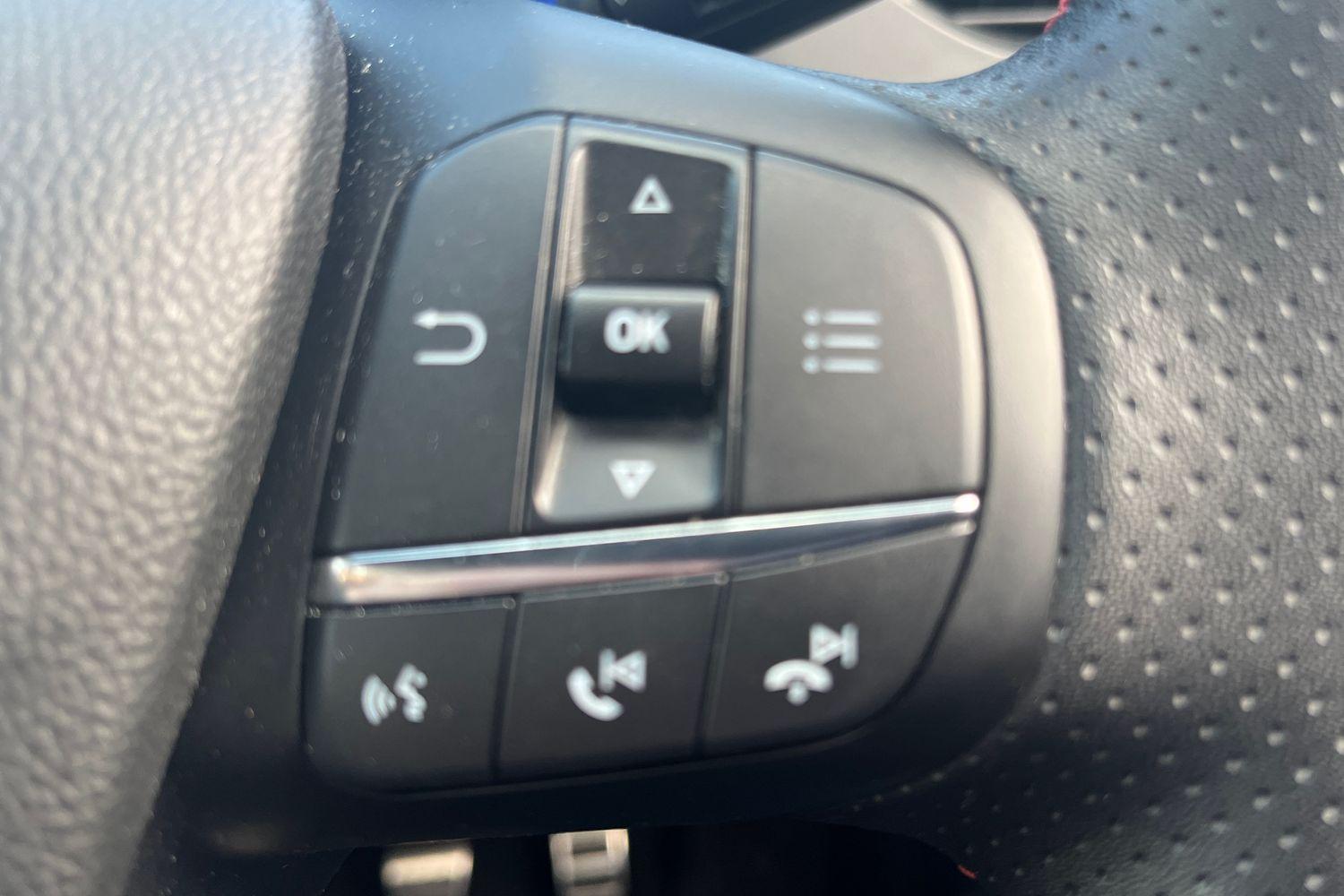 Ford KUGA Photo 29