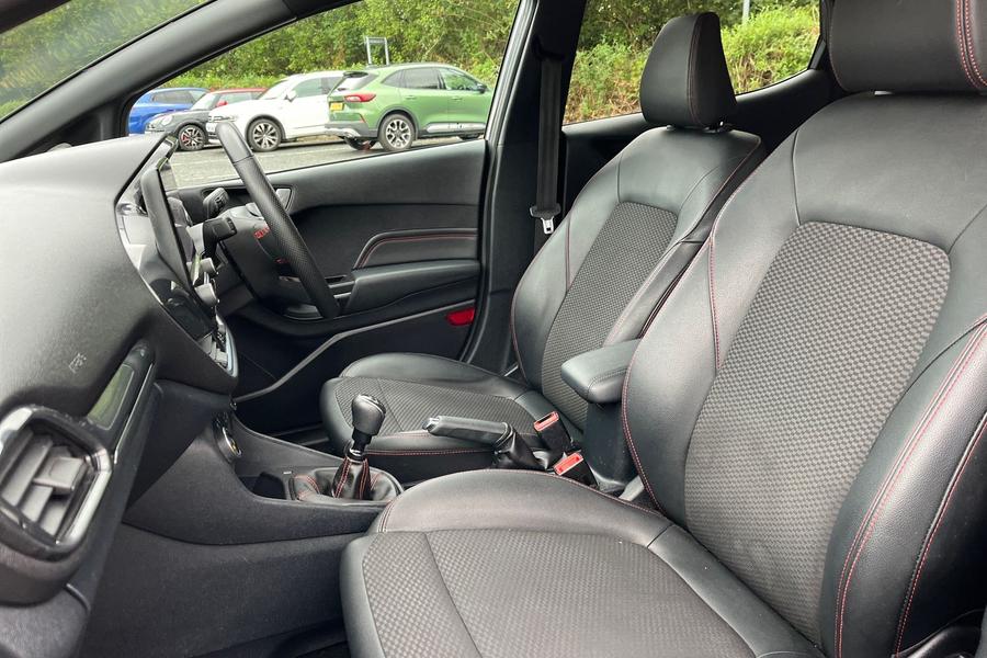 Ford Fiesta Photo autoimg-37d7ce764e07b795a4d8673a3348e2d35d8e4cbf.jpg