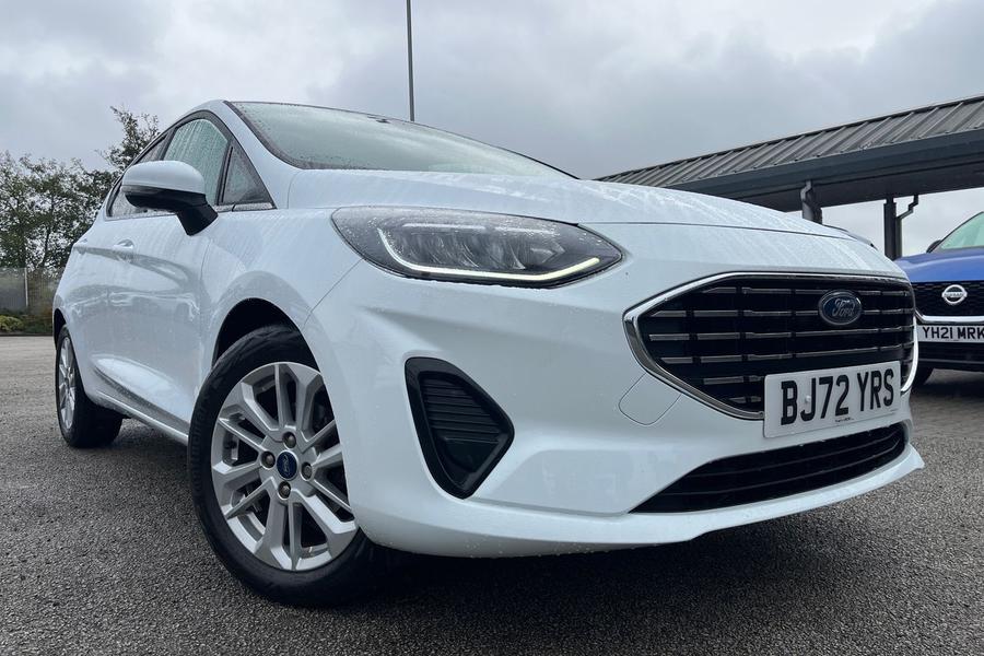 Ford FIESTA Photo autoimg-37d9b8edb0bd0b7ff5d5503b310228209eff9bde.jpg