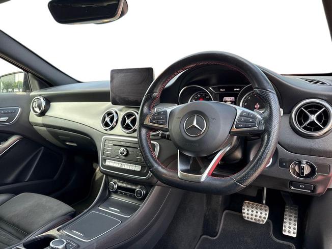 MERCEDES-BENZ Gla Photo 6