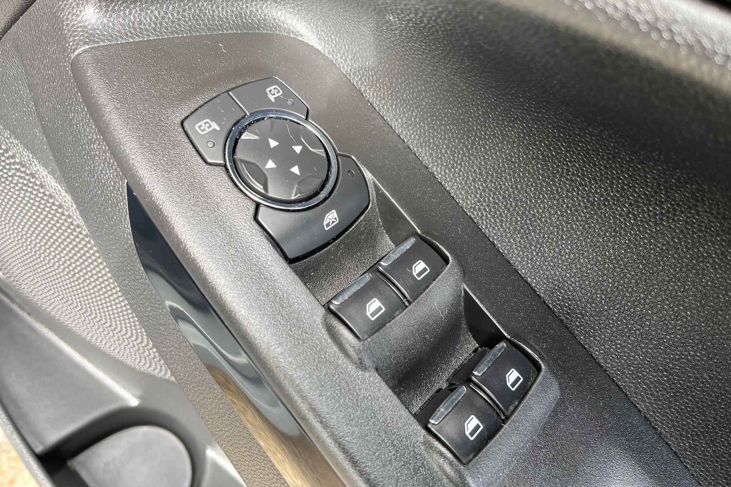 Ford ECOSPORT Photo 15
