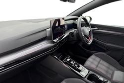 VOLKSWAGEN Golf Photo 2
