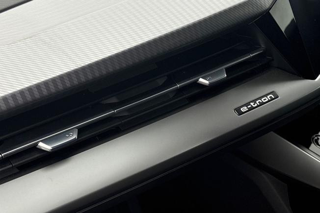 AUDI Q4 E-Tron Photo 28