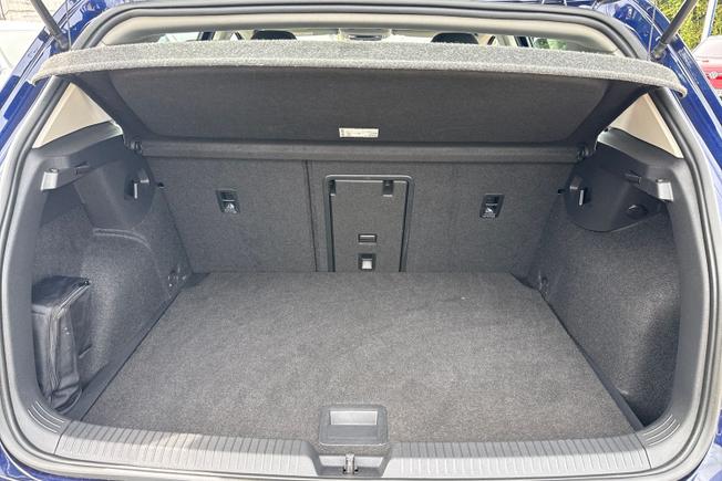 VOLKSWAGEN Golf Photo 12