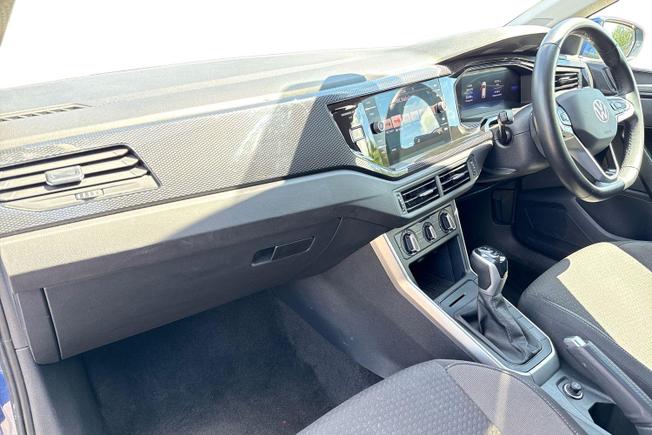 VOLKSWAGEN Polo Photo 2