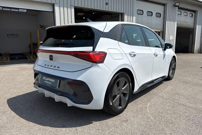 CUPRA Born Photo 22