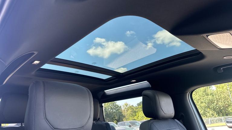 Used Land Rover Defender WJ73CWN 21