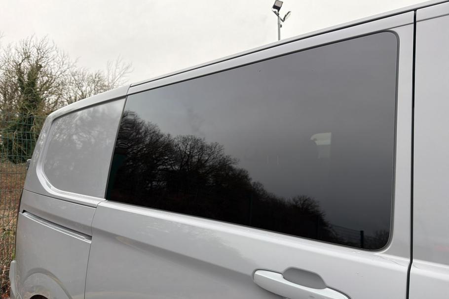 Used Ford TRANSIT CUSTOM WP25YZZ 23