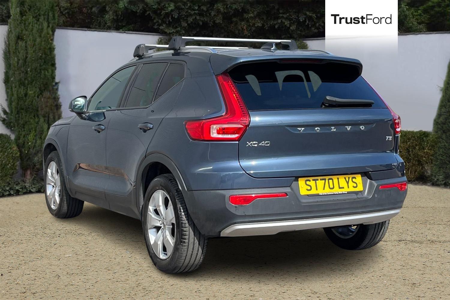 Volvo XC40 Photo 1