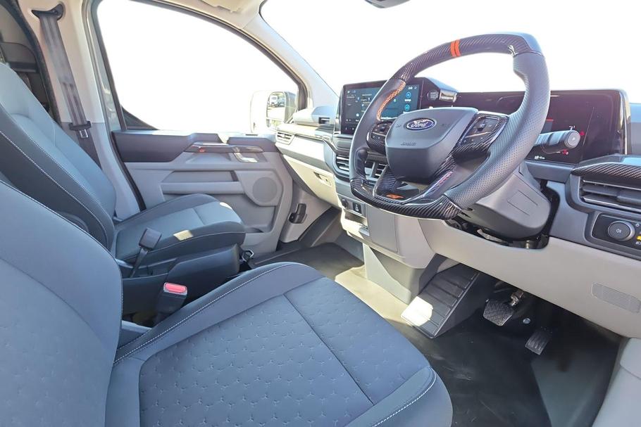 Used FORD TRANSIT CUSTOM WR75TCV 14