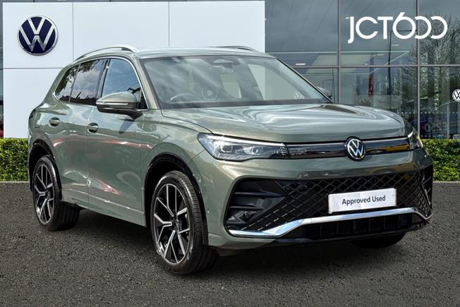 VOLKSWAGEN Tiguan Photo 1