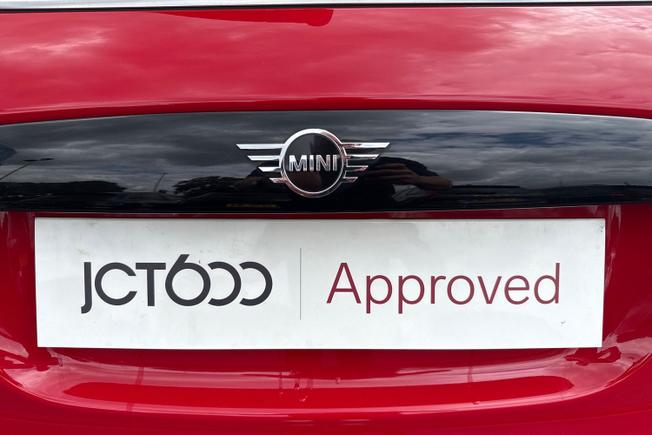 MINI Hatch Photo 31
