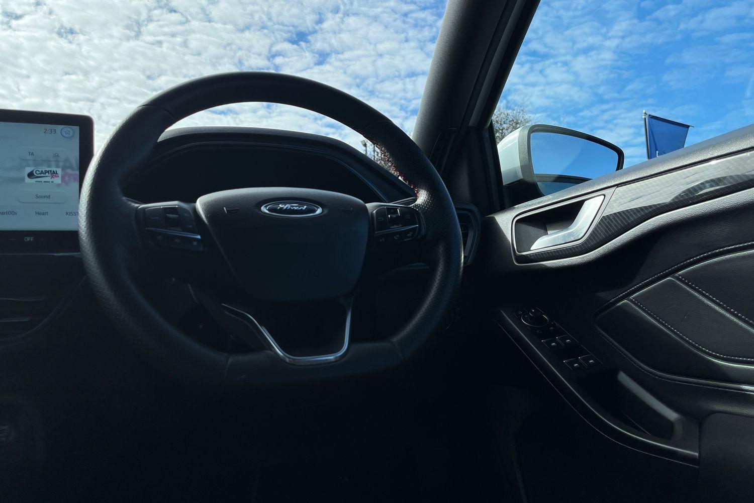 Ford Focus Photo 11