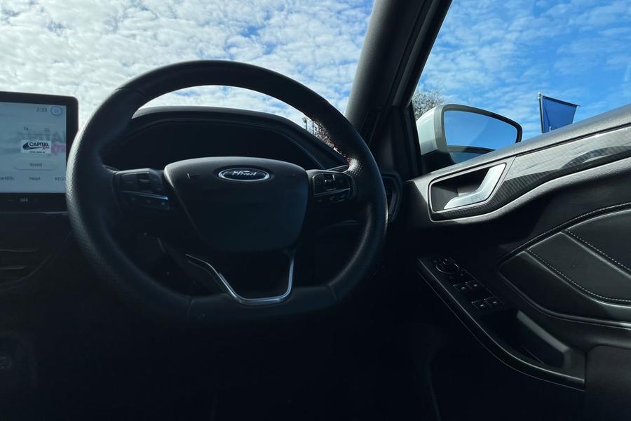 Ford Focus Photo autoimg-37fd321d22f9bcd98843eee8ddea3b2a548d4905.jpg