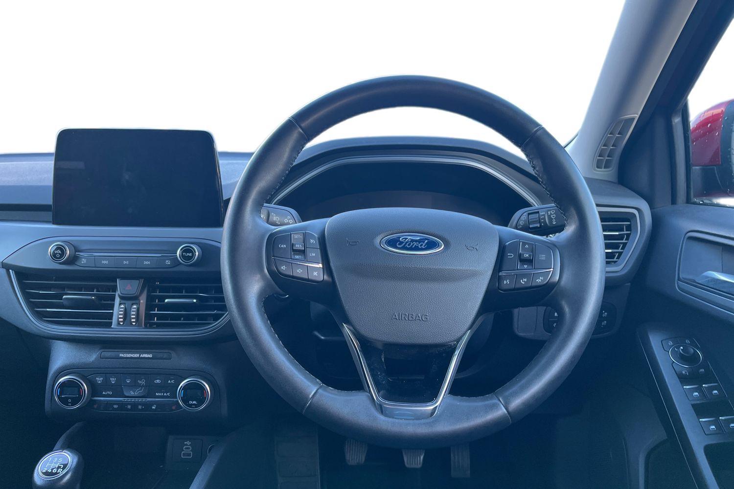 Ford Focus Photo 10