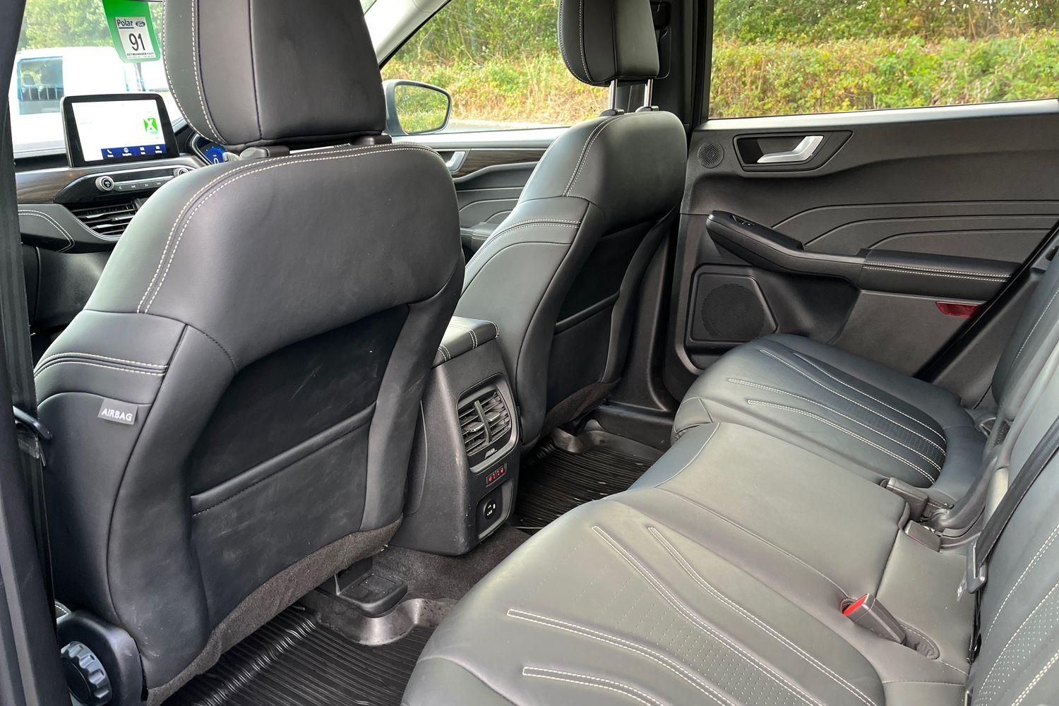Ford Kuga Photo 35