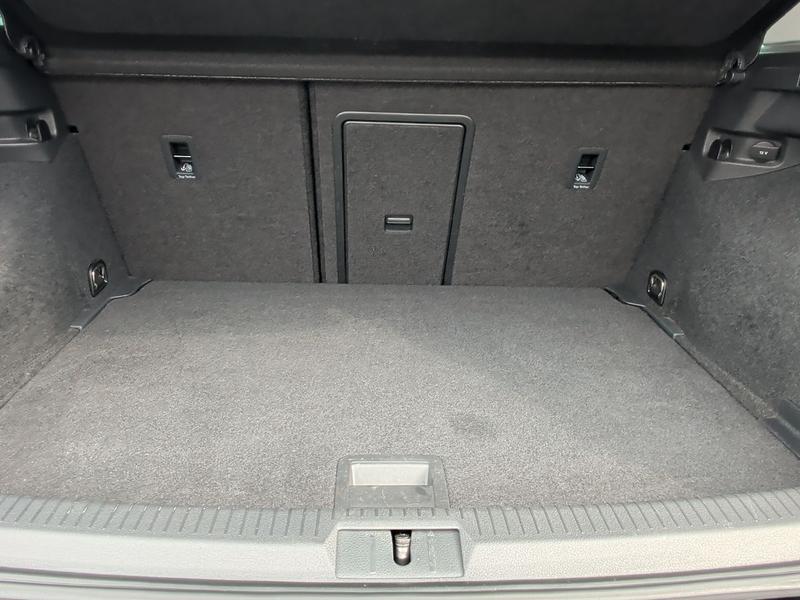 Used Volkswagen Golf NY19PXJ 33