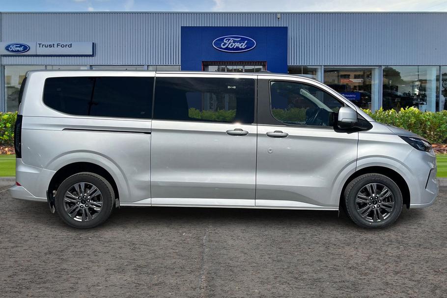 Used Ford TOURNEO CUSTOM LG74RXX 3