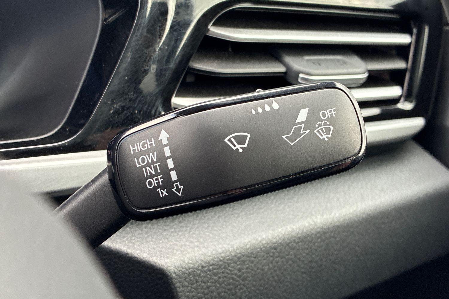Ford TRANSIT CONNECT Photo 29