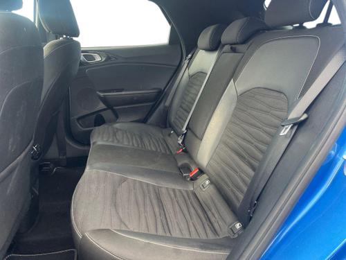 Kia XCEED Photo autoimg-38030dfa1f3d7d5f5e2ab741196e3e5e4556f1a4.jpg