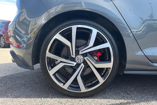Volkswagen Golf GTI Performance Photo autoimg-3803fc939c6c68abbe2748b117faf712c6d7ecdf.jpg