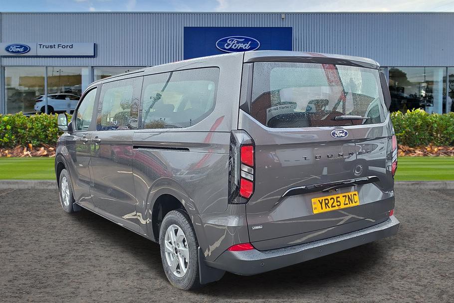 Used Ford TOURNEO CUSTOM 2